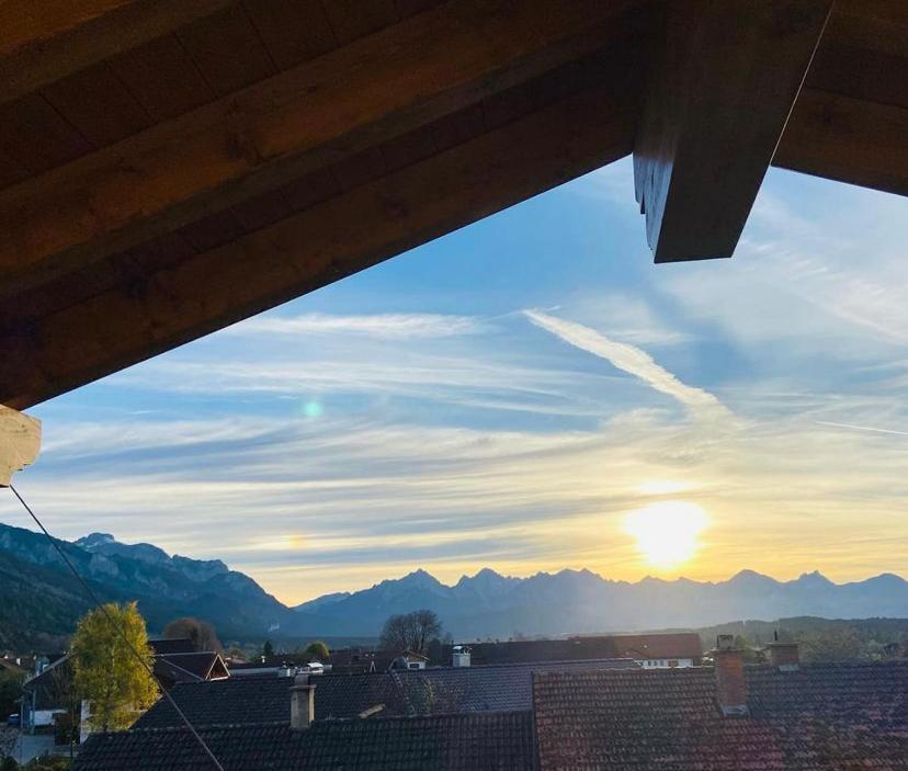 23 Neu Erbaute Ferienwohnung Mit Schloss- Und Panoramablick Halblech Dış mekan fotoğraf